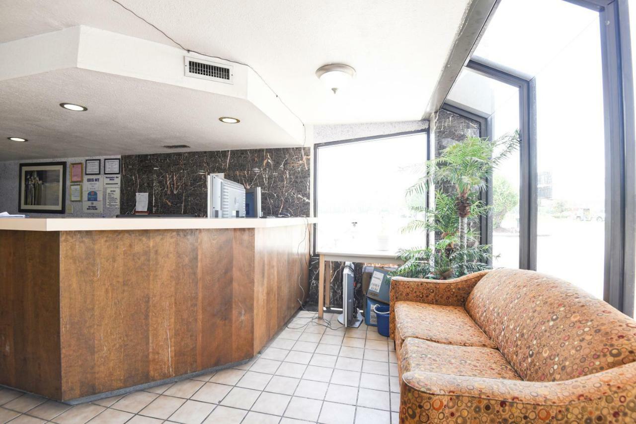 Hotel Valdosta Ga I-75 & Us-221 N Hwy Екстериор снимка