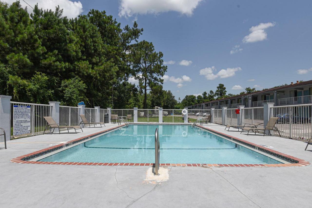 Hotel Valdosta Ga I-75 & Us-221 N Hwy Екстериор снимка
